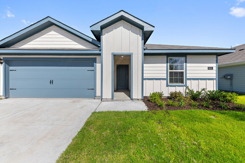 6301 Surfside Dr Image 3